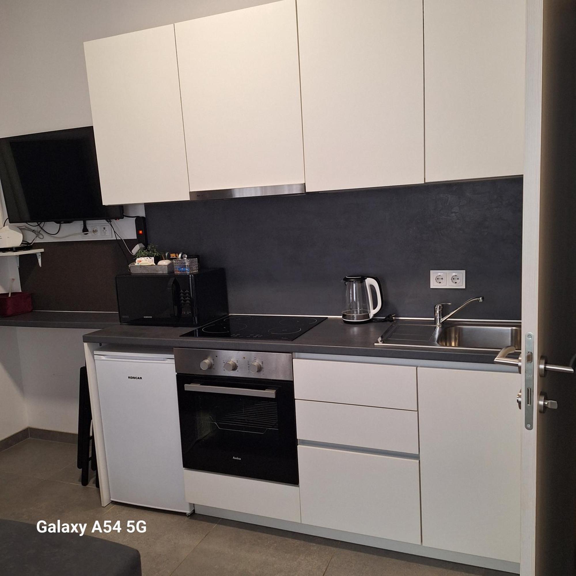 Studio Apartmani Louis I Lola زغرب المظهر الخارجي الصورة